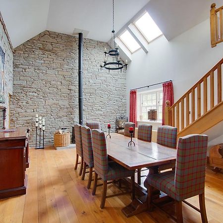 Home Farm B&B - Sunflower Room Forfar Bagian luar foto